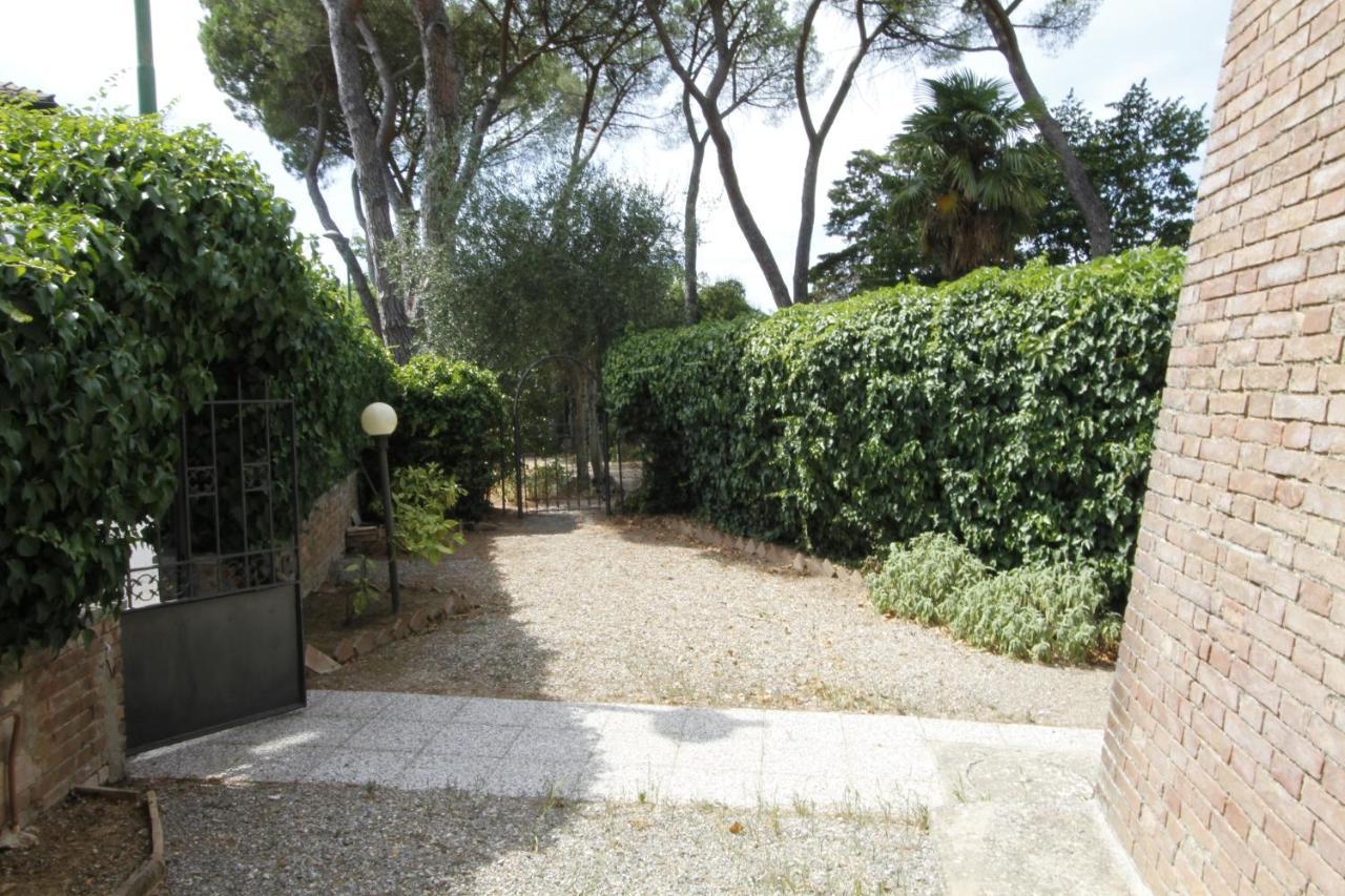 Villa Paola B&B Siena Luaran gambar